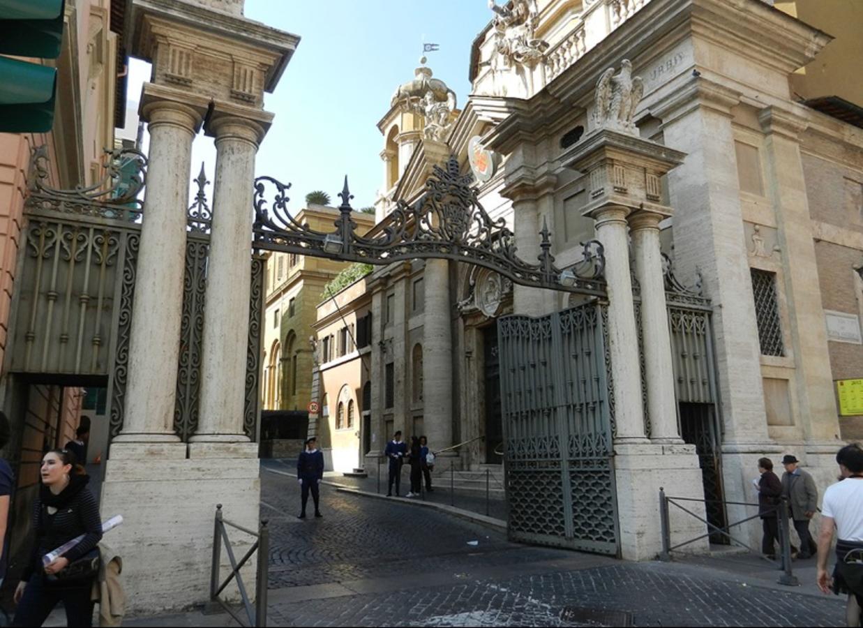 My Bed Vatican Museum Рим Экстерьер фото